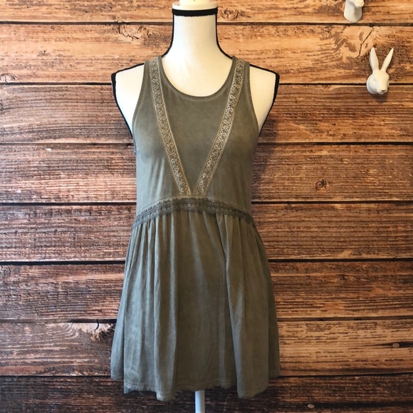 POL Tops - pol• olive Boho Sleeveless Flowy Top